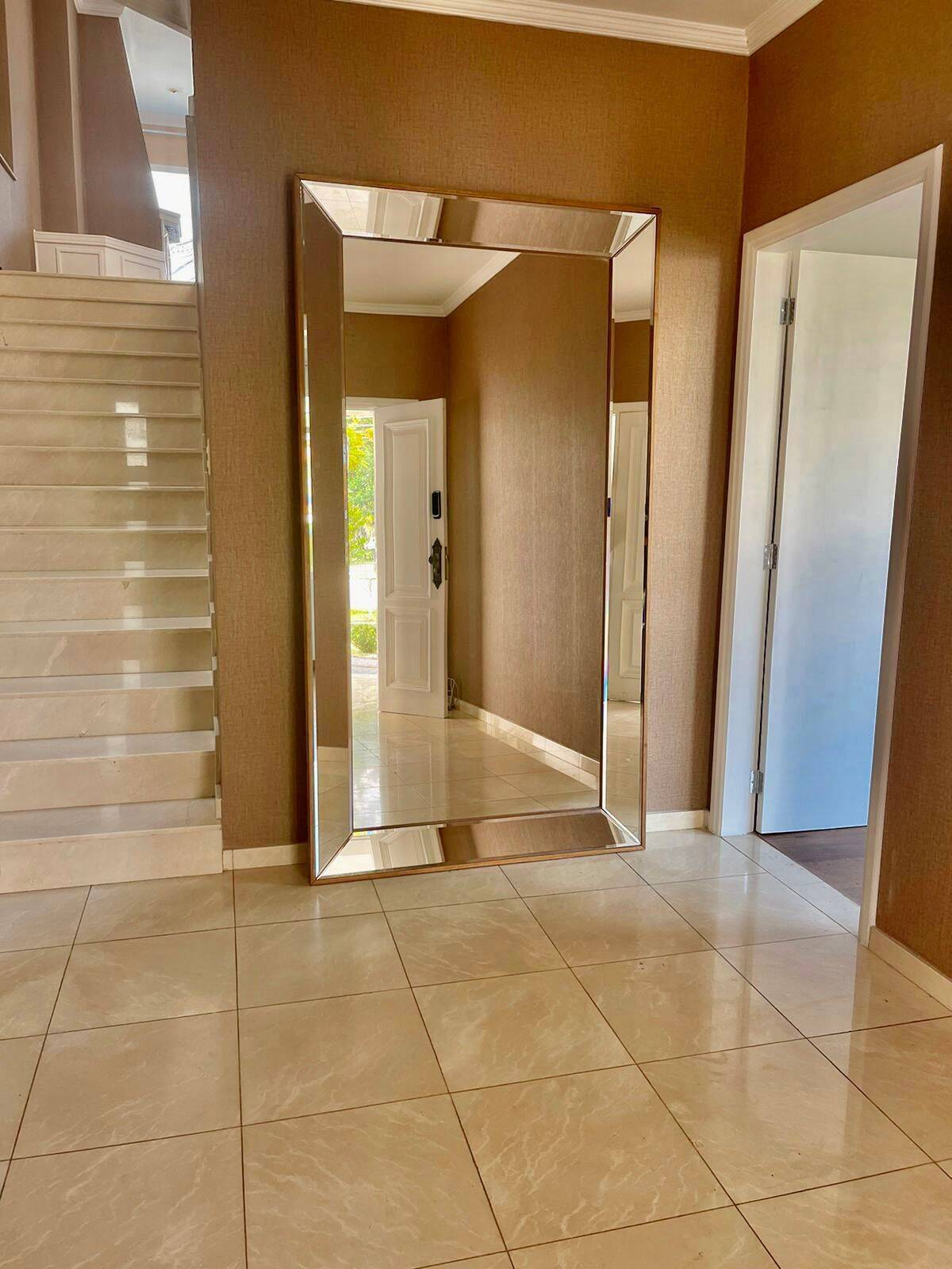 Casa para alugar com 4 quartos, 630m² - Foto 10