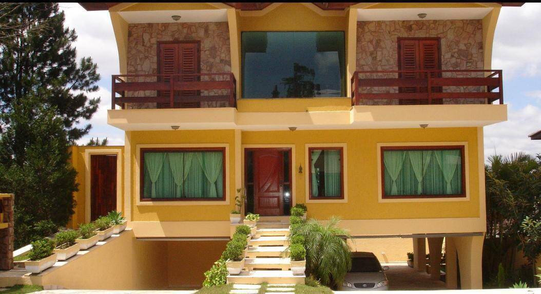 Casa à venda e aluguel com 5 quartos, 480m² - Foto 1