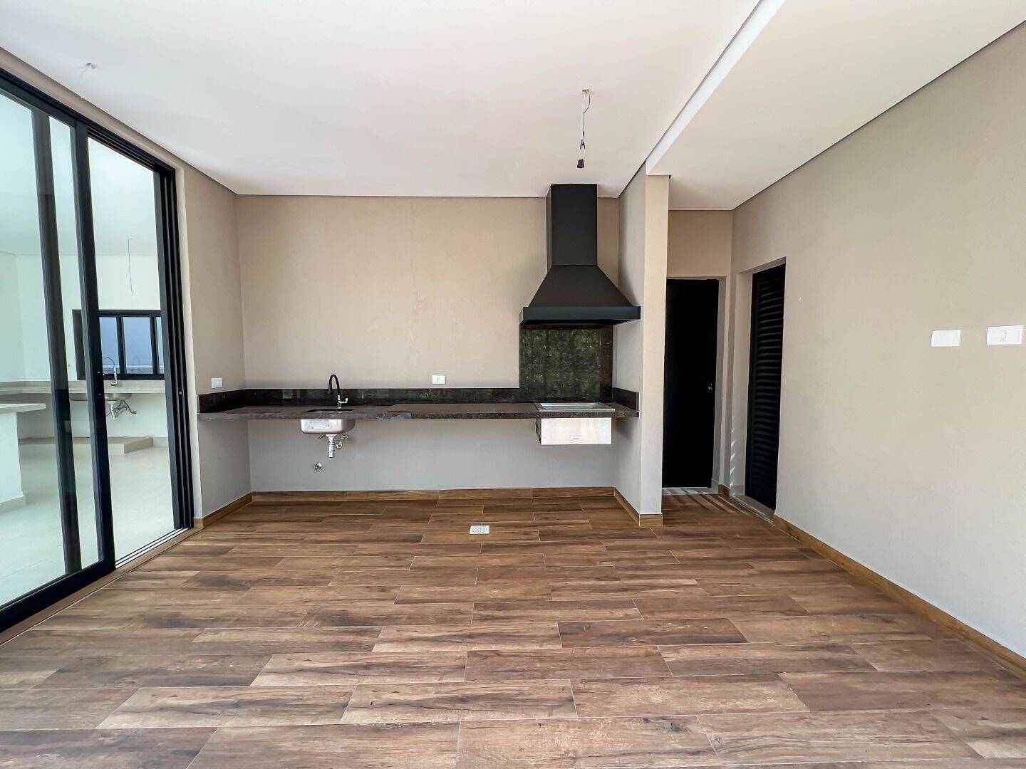 Casa, 4 quartos, 386 m² - Foto 2