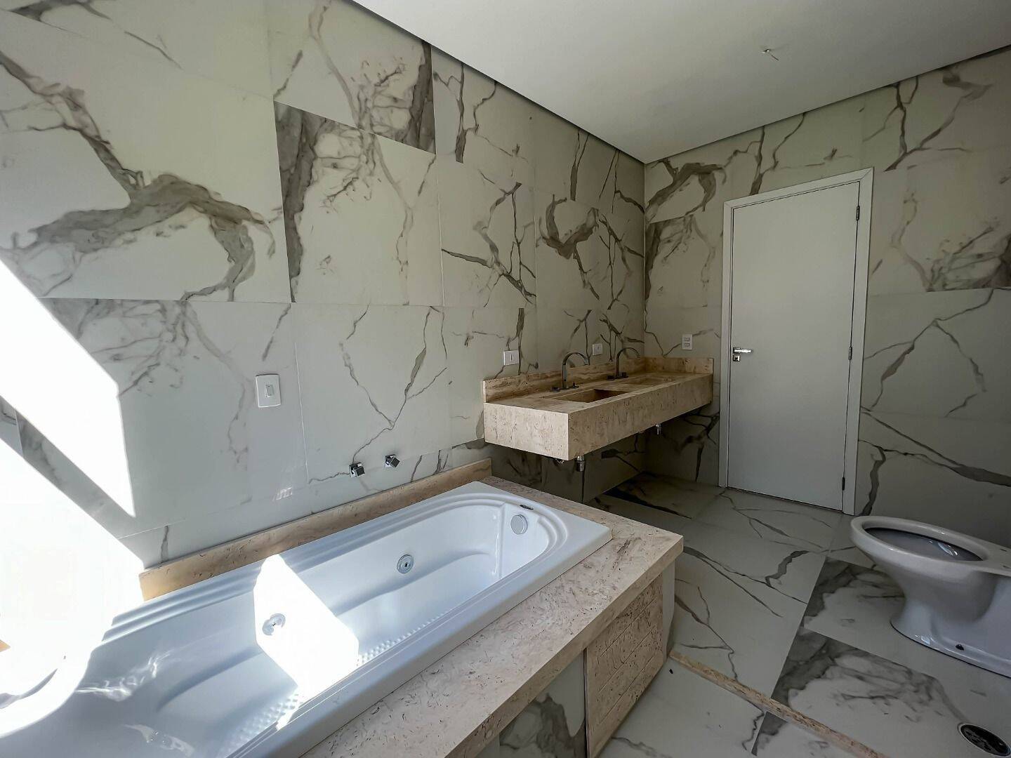 Casa, 4 quartos, 386 m² - Foto 10