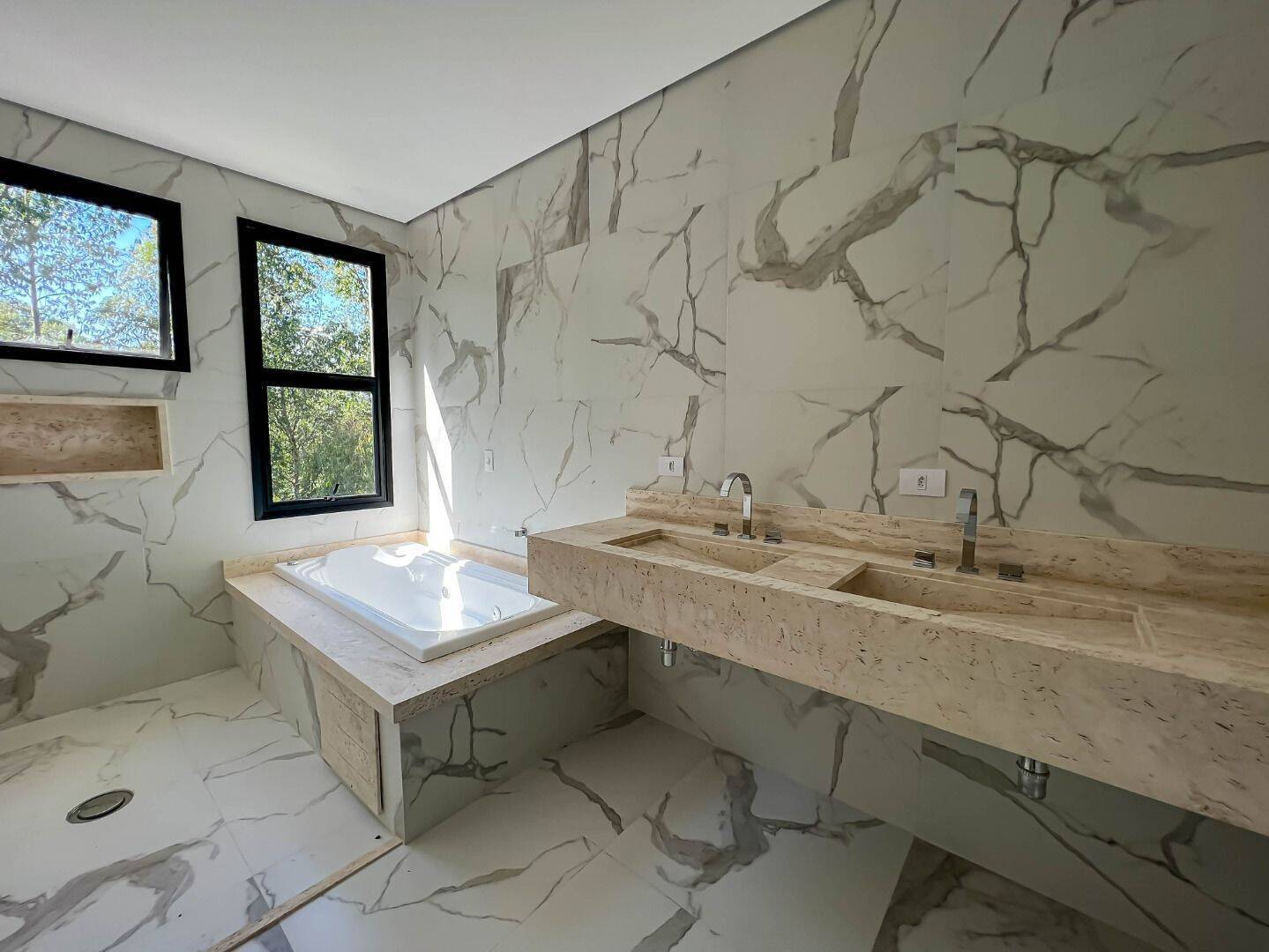 Casa, 4 quartos, 386 m² - Foto 11