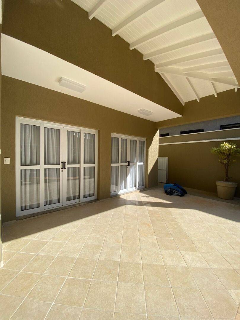 Casa, 4 quartos, 300 m² - Foto 3