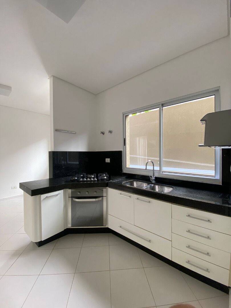 Casa, 4 quartos, 300 m² - Foto 9