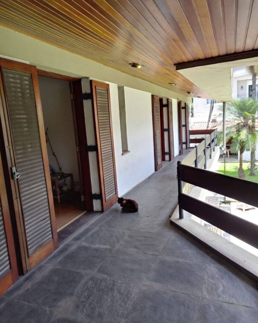 Casa à venda com 4 quartos, 385m² - Foto 7