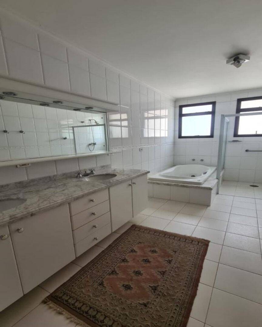 Casa à venda com 4 quartos, 470m² - Foto 3