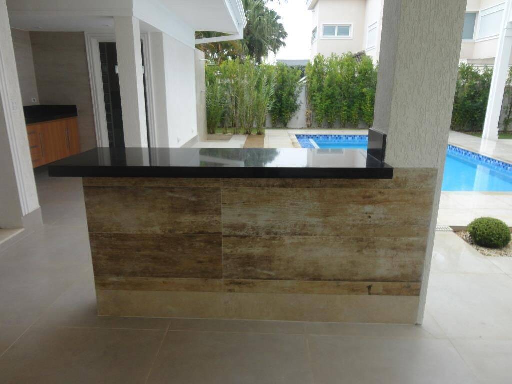 Casa para alugar com 4 quartos, 540m² - Foto 16