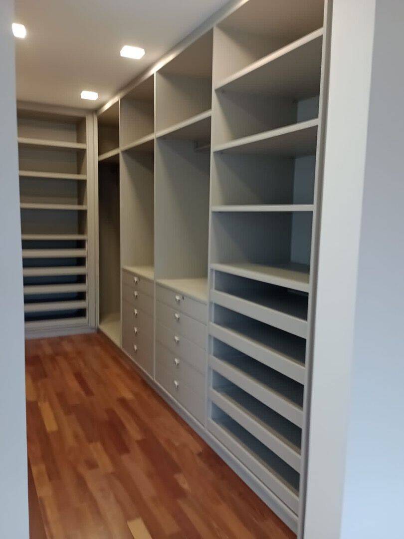 Casa à venda com 4 quartos, 606m² - Foto 4