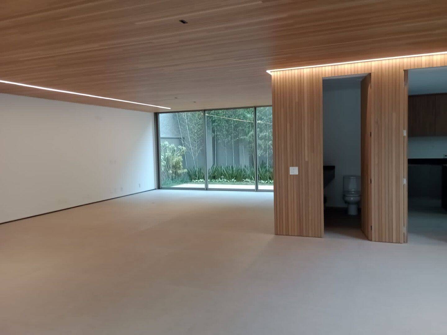 Casa à venda com 4 quartos, 606m² - Foto 10