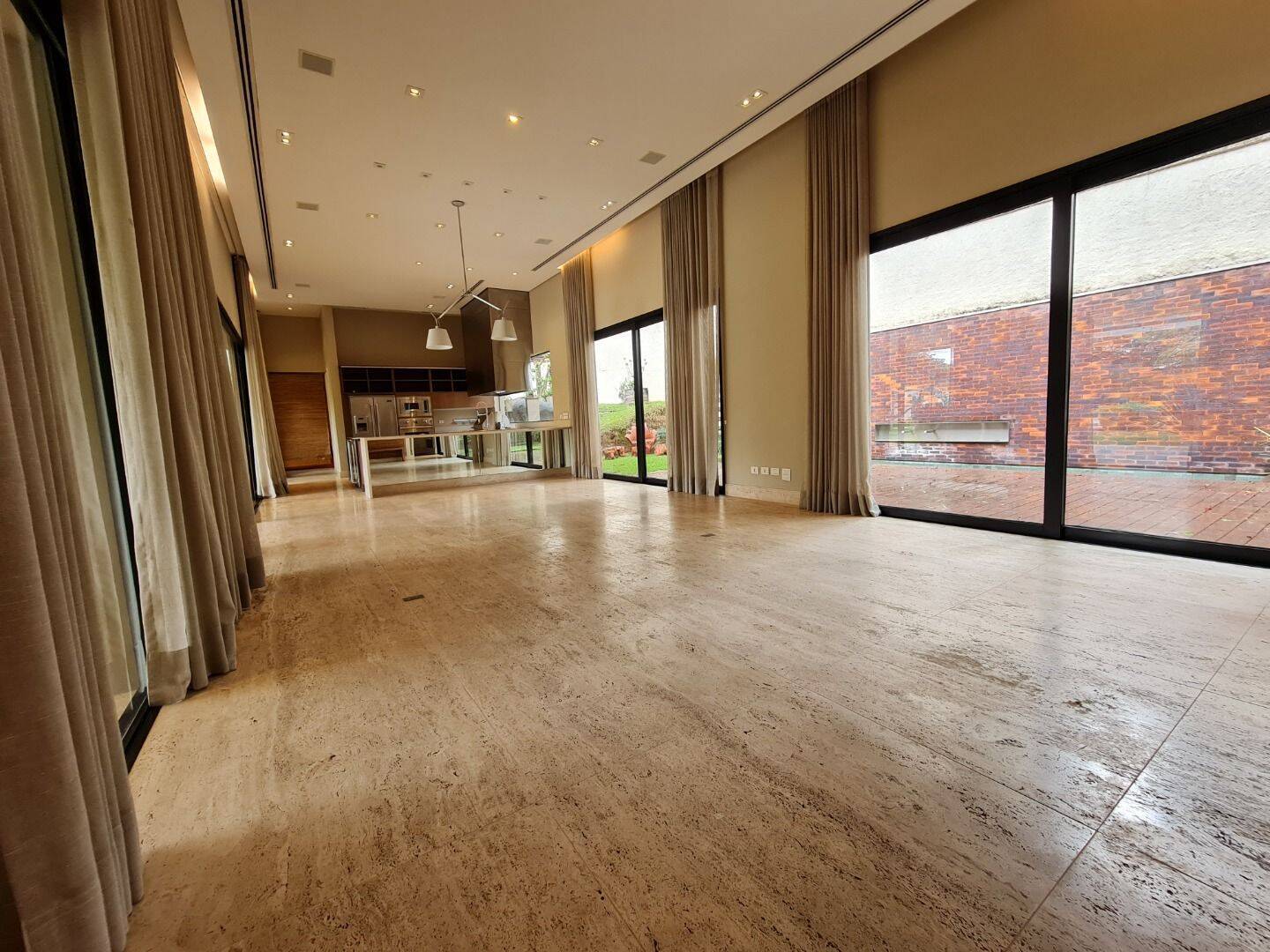 Casa à venda com 4 quartos, 1024m² - Foto 8