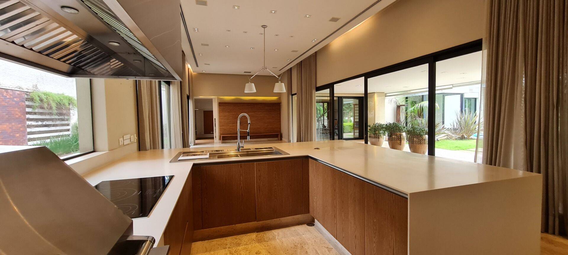 Casa à venda com 4 quartos, 1024m² - Foto 10