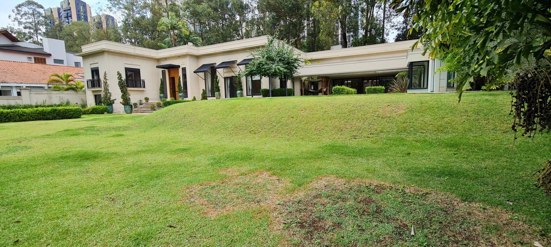 Casa à venda com 4 quartos, 1024m² - Foto 27