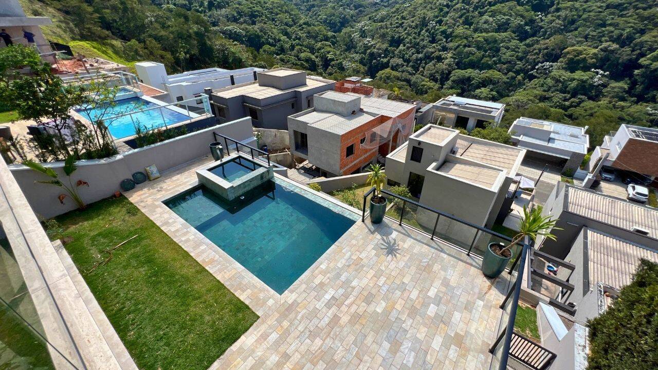 Casa, 4 quartos, 438 m² - Foto 1