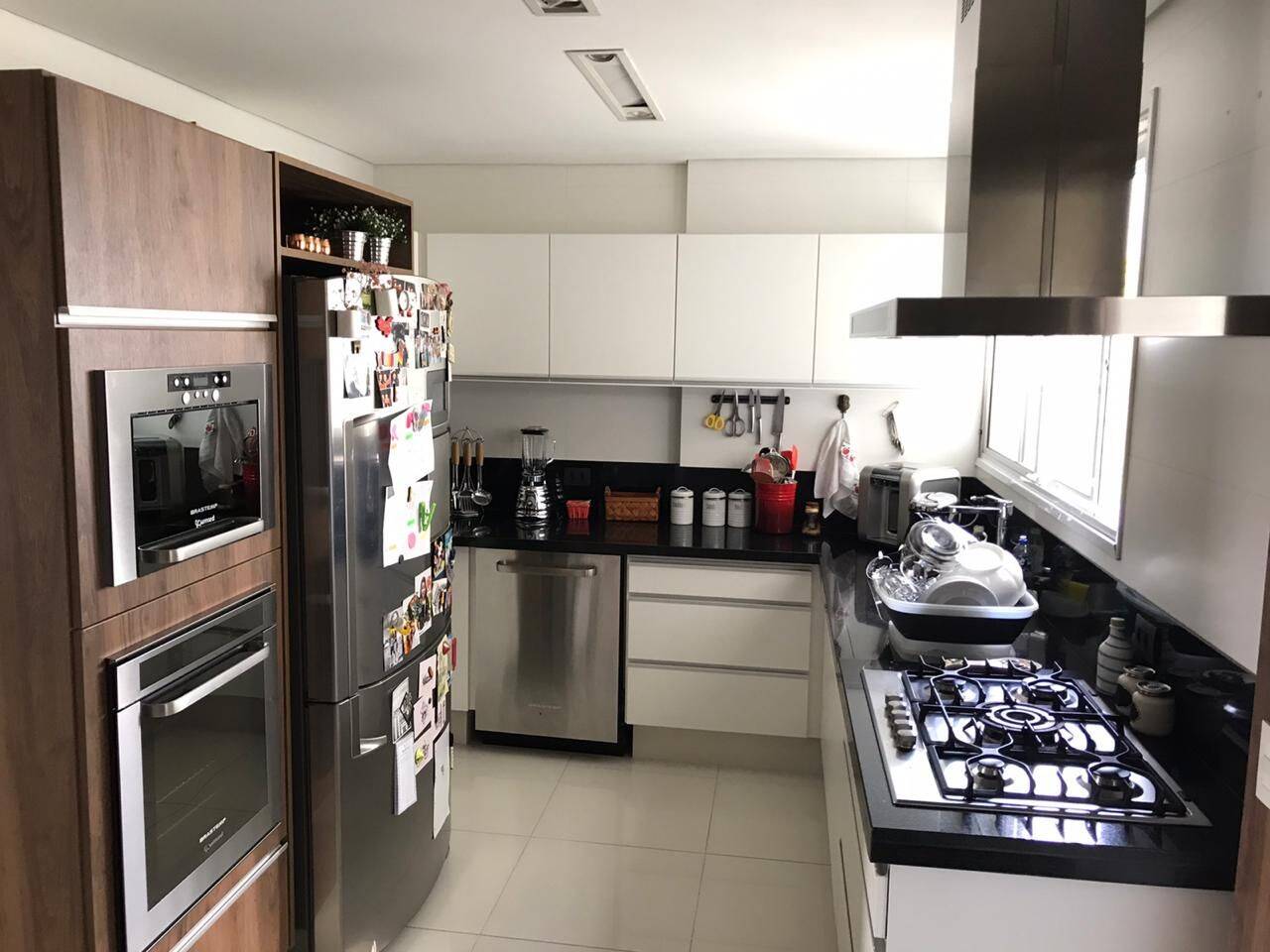 Apartamento à venda com 3 quartos, 181m² - Foto 5