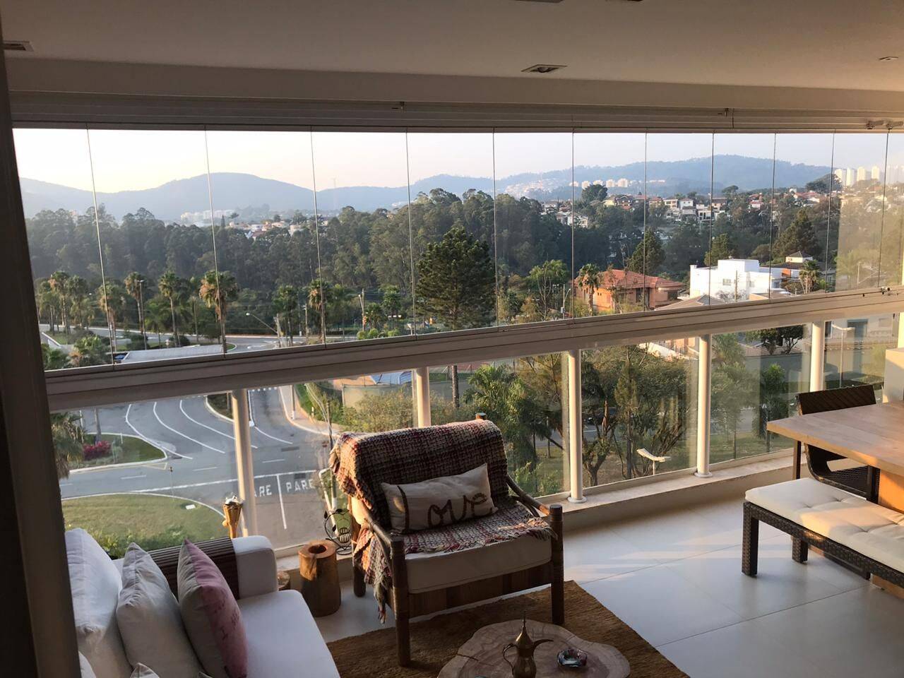 Apartamento à venda com 3 quartos, 181m² - Foto 6