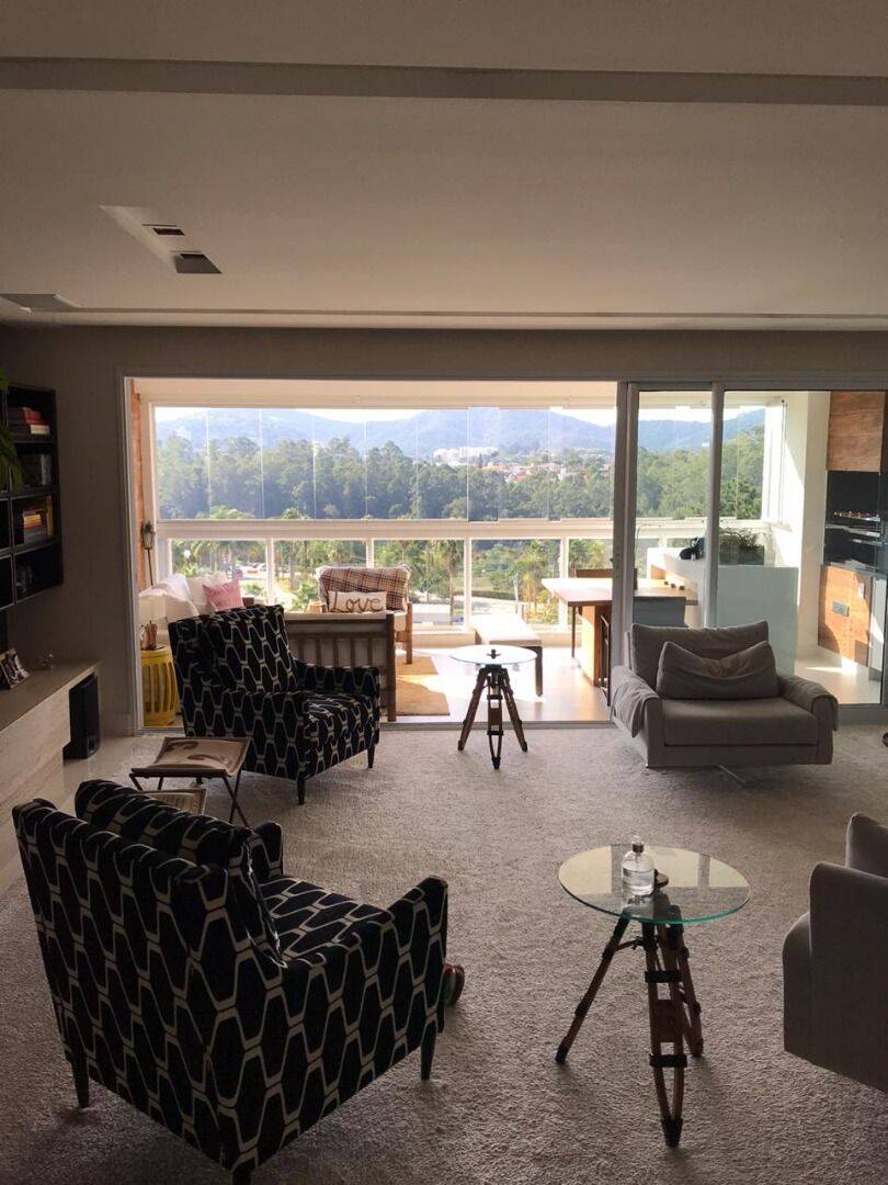 Apartamento à venda com 3 quartos, 181m² - Foto 11