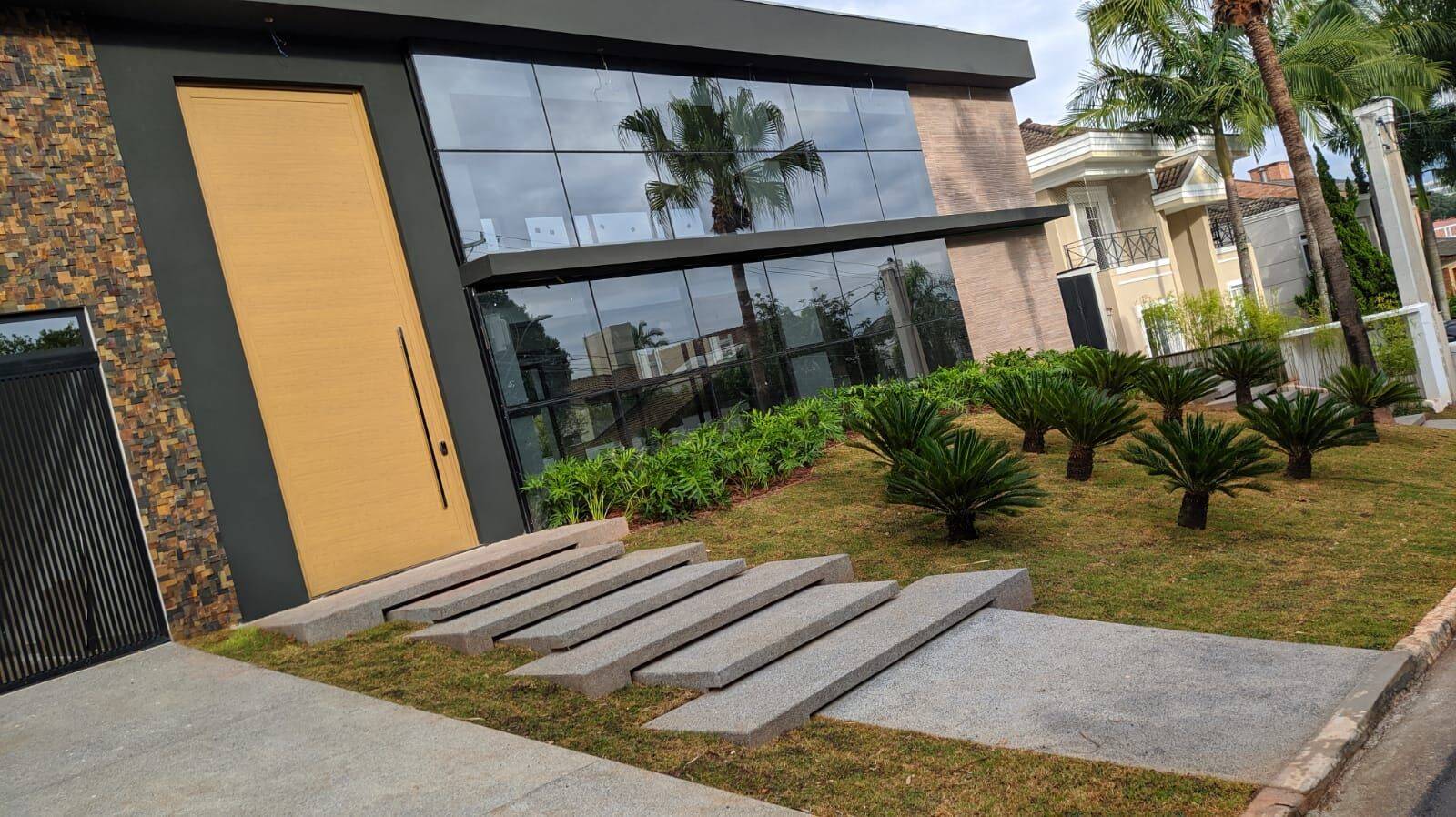 Casa à venda com 4 quartos, 620m² - Foto 10