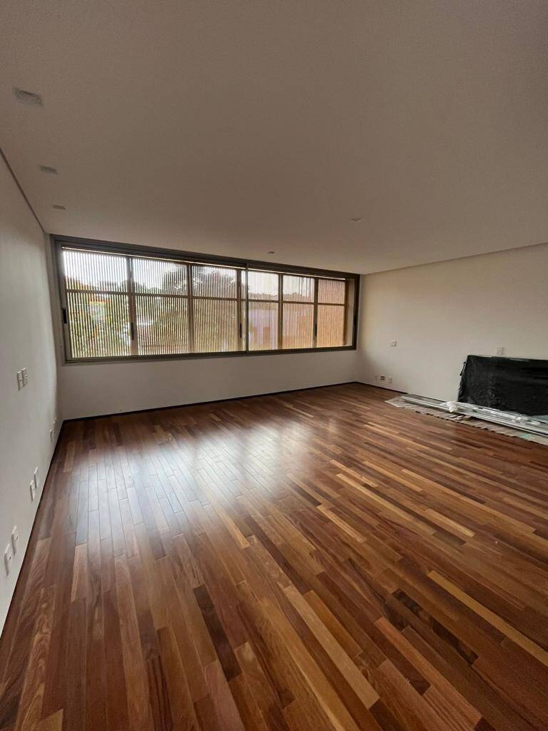 Casa à venda com 4 quartos, 622m² - Foto 6