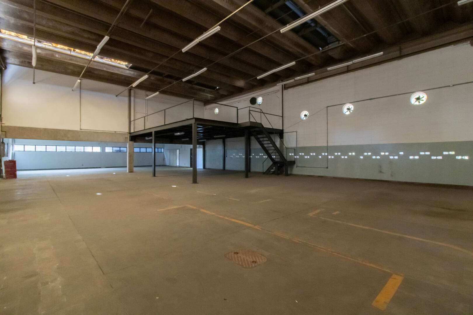 Sala-Conjunto, 2000 m² - Foto 12