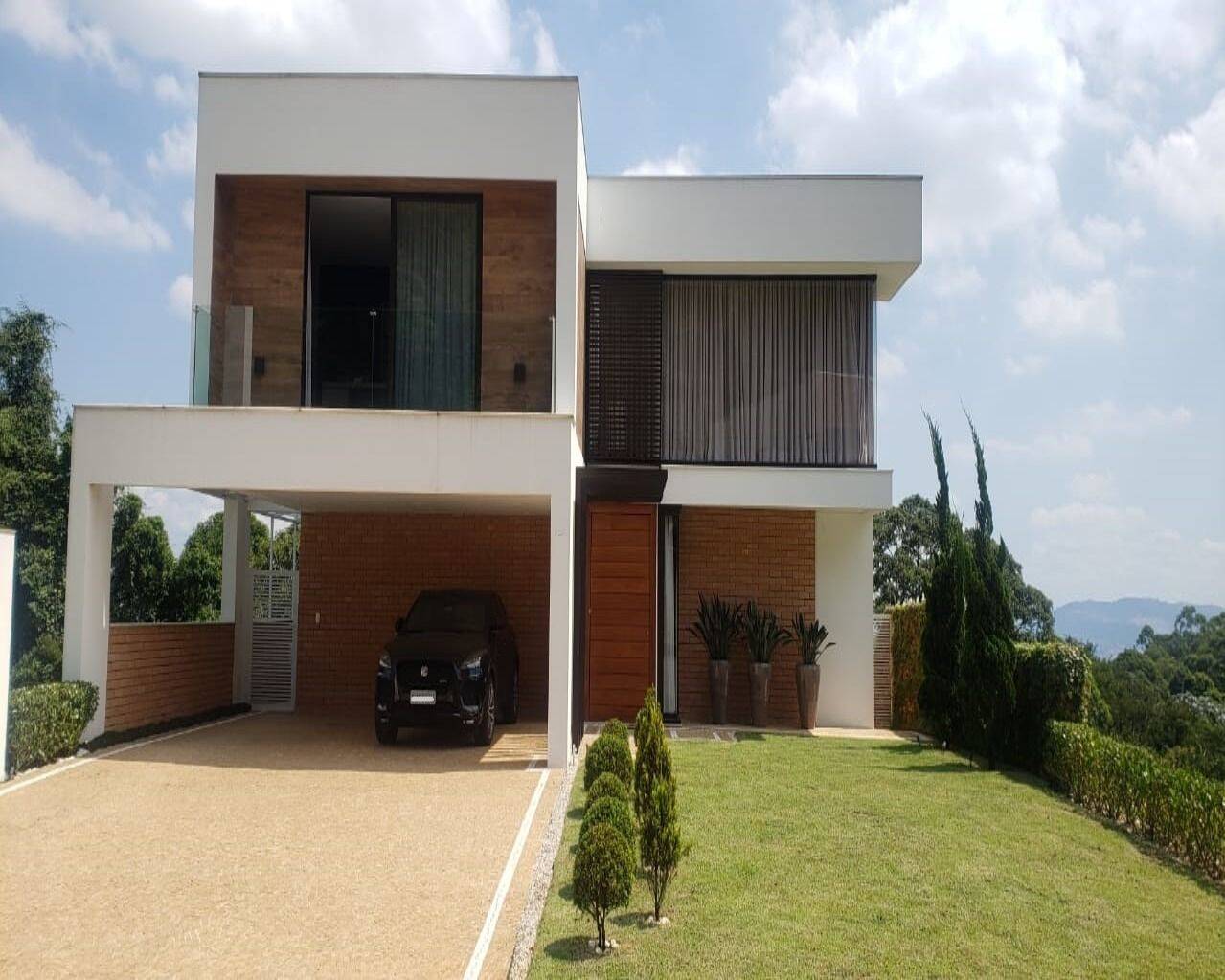 Casa, 4 quartos, 604 m² - Foto 1