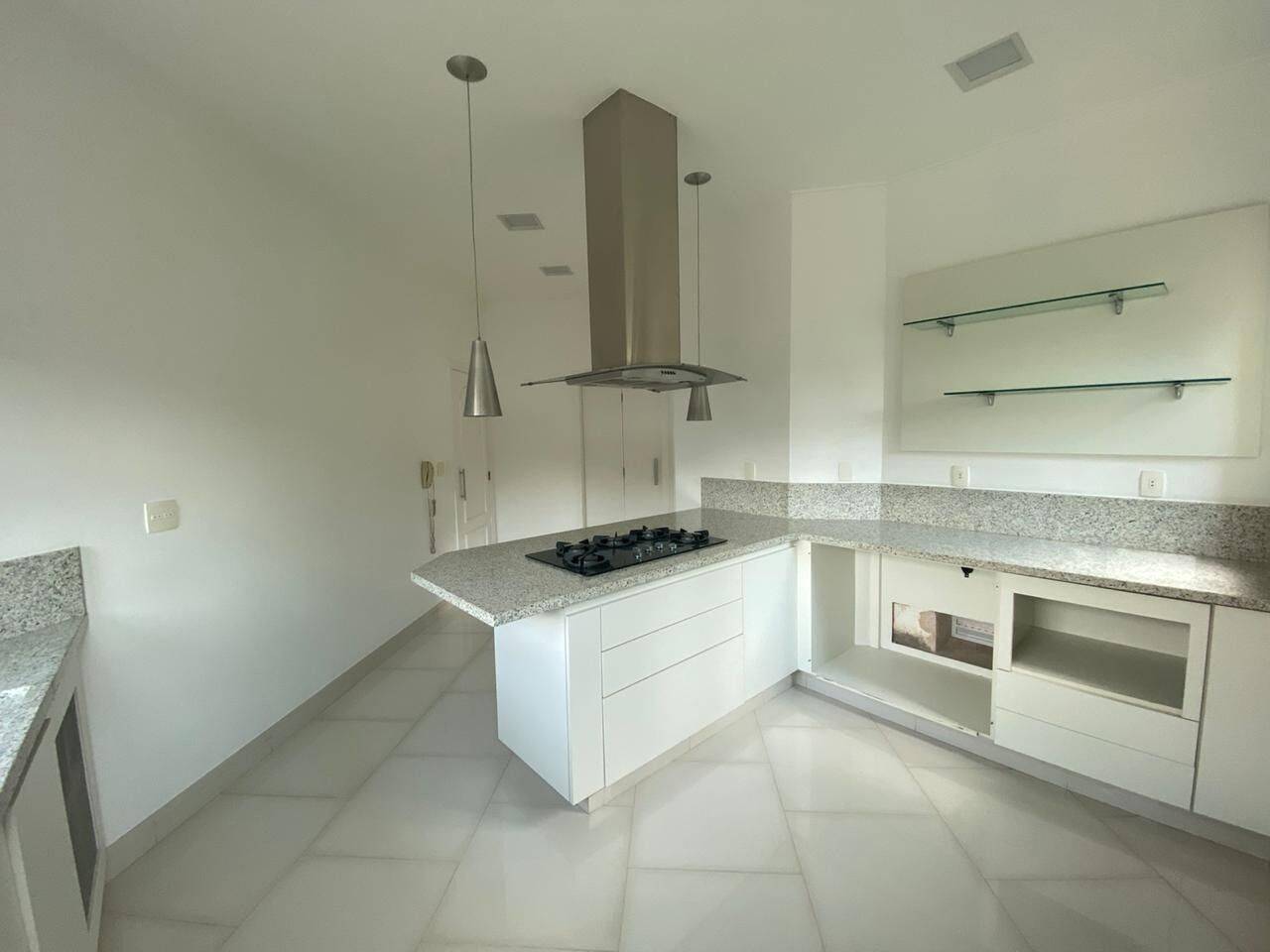 Casa, 4 quartos, 2065 m² - Foto 9