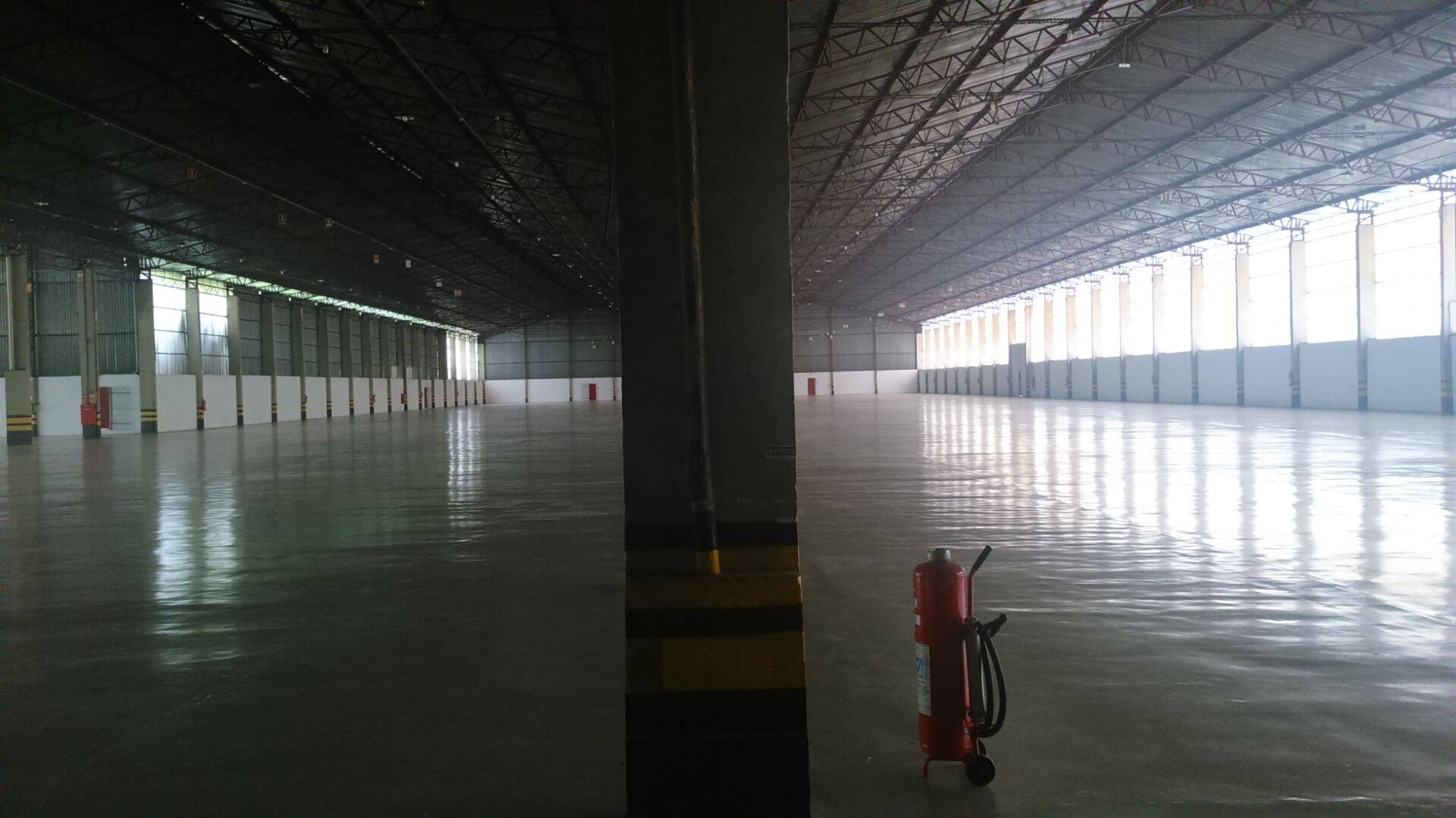 Depósito-Galpão, 10000 m² - Foto 1