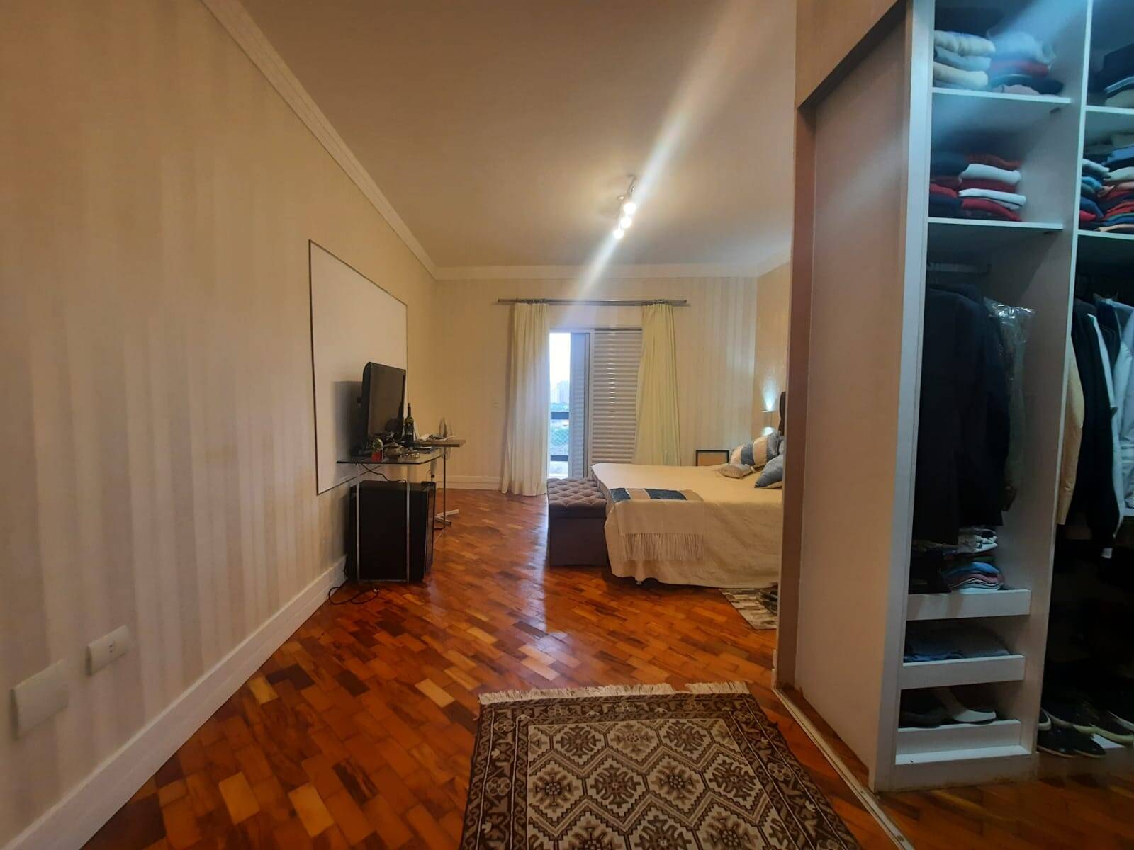 Casa à venda e aluguel com 4 quartos, 700m² - Foto 23