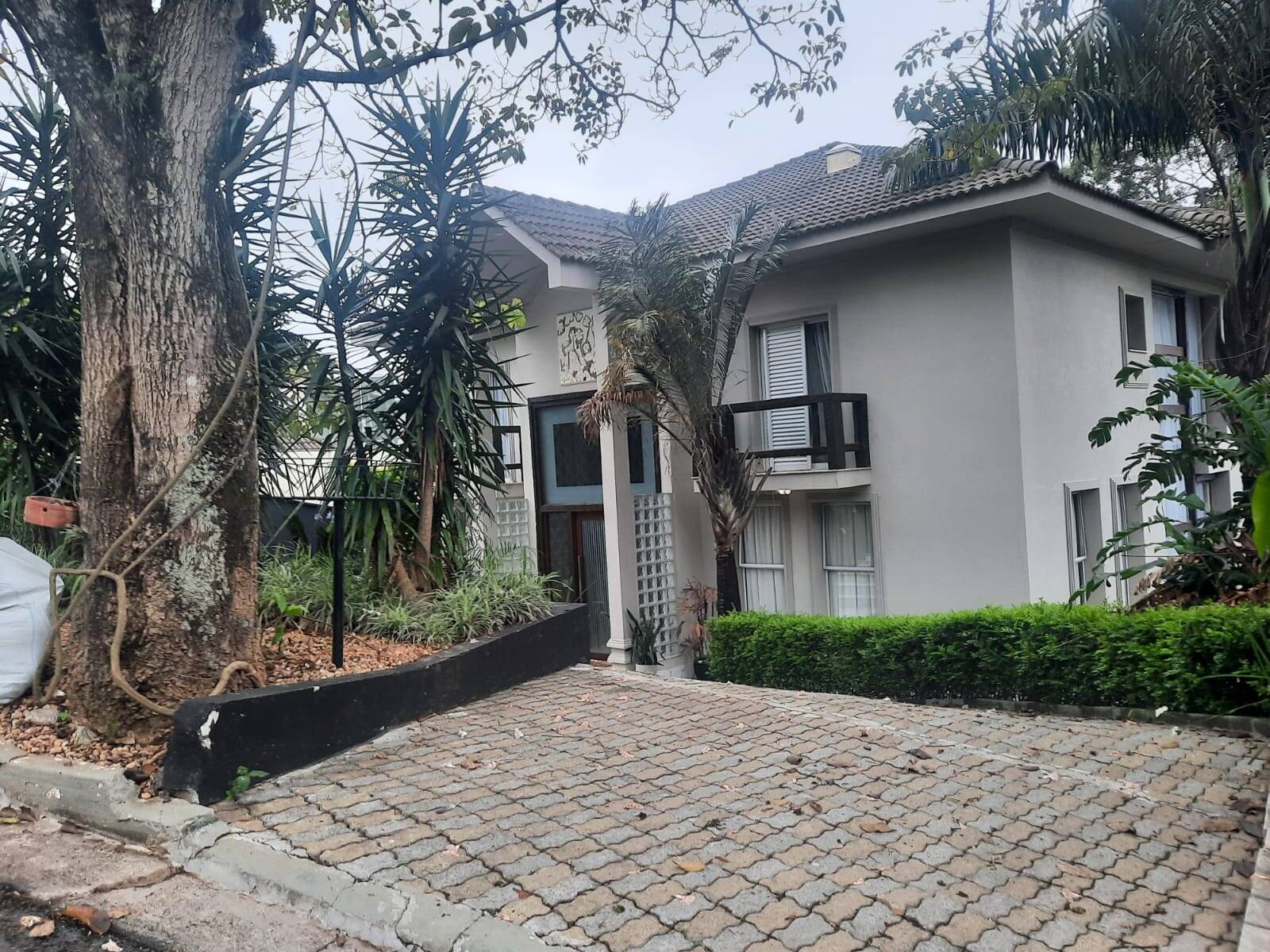 Casa à venda e aluguel com 4 quartos, 700m² - Foto 39
