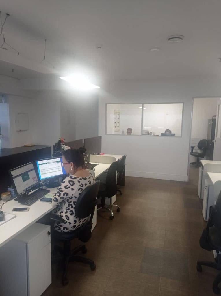 Sala-Conjunto, 452 m² - Foto 1