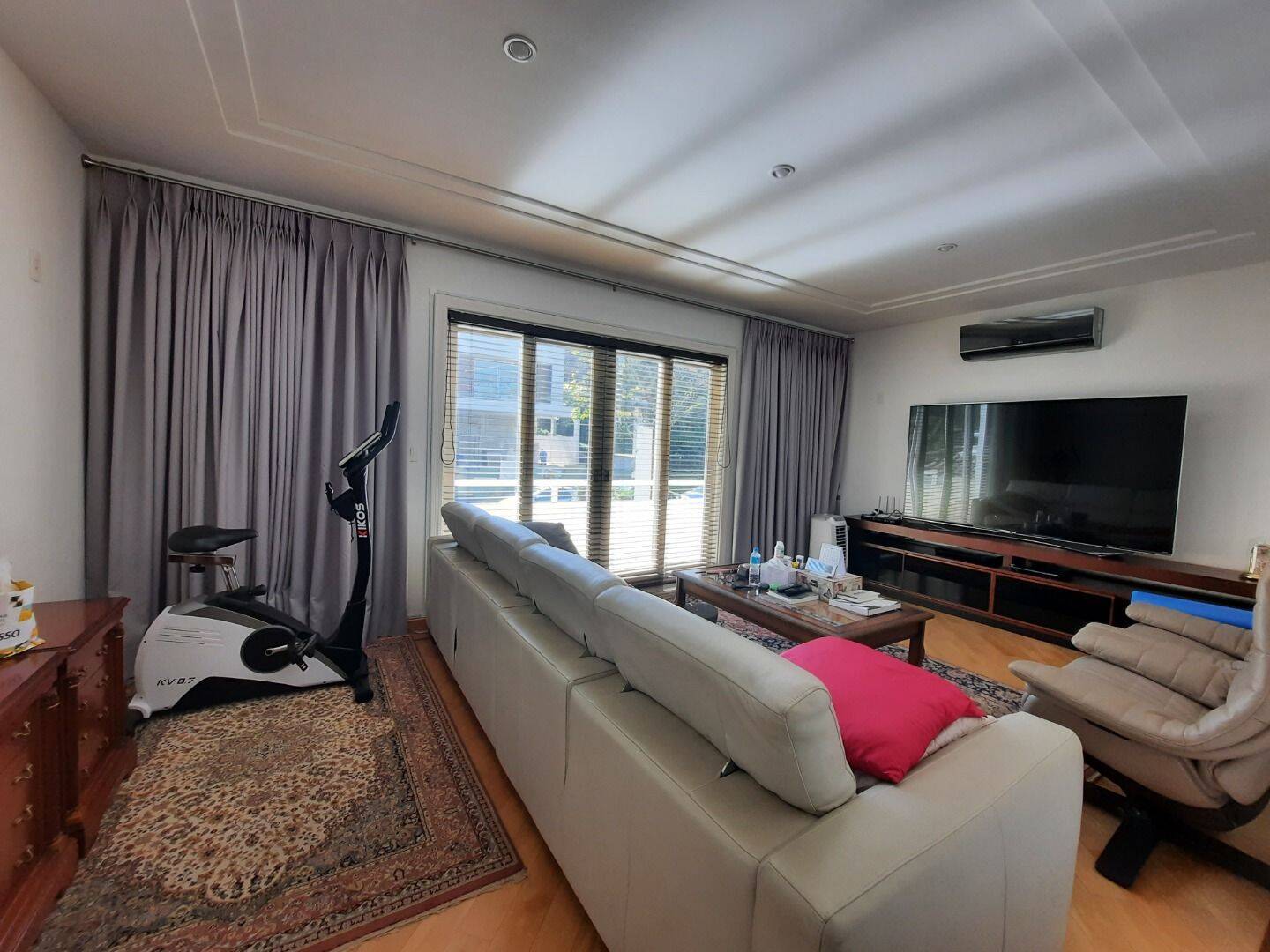 Casa à venda com 4 quartos, 600m² - Foto 6