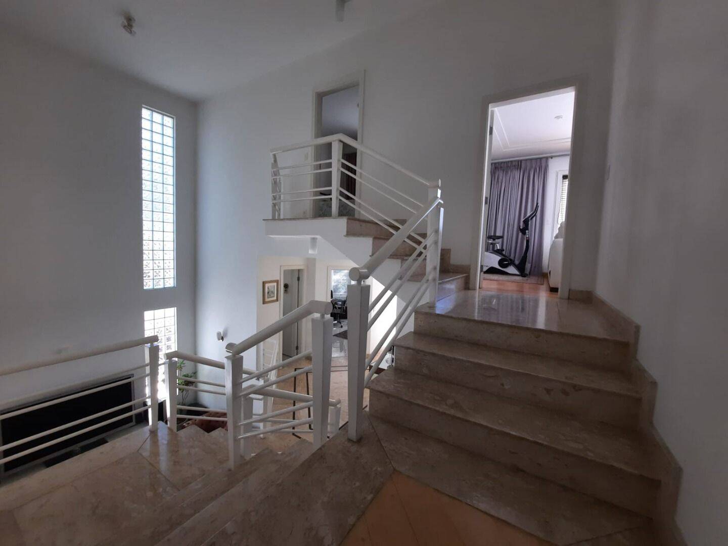 Casa à venda com 4 quartos, 600m² - Foto 19