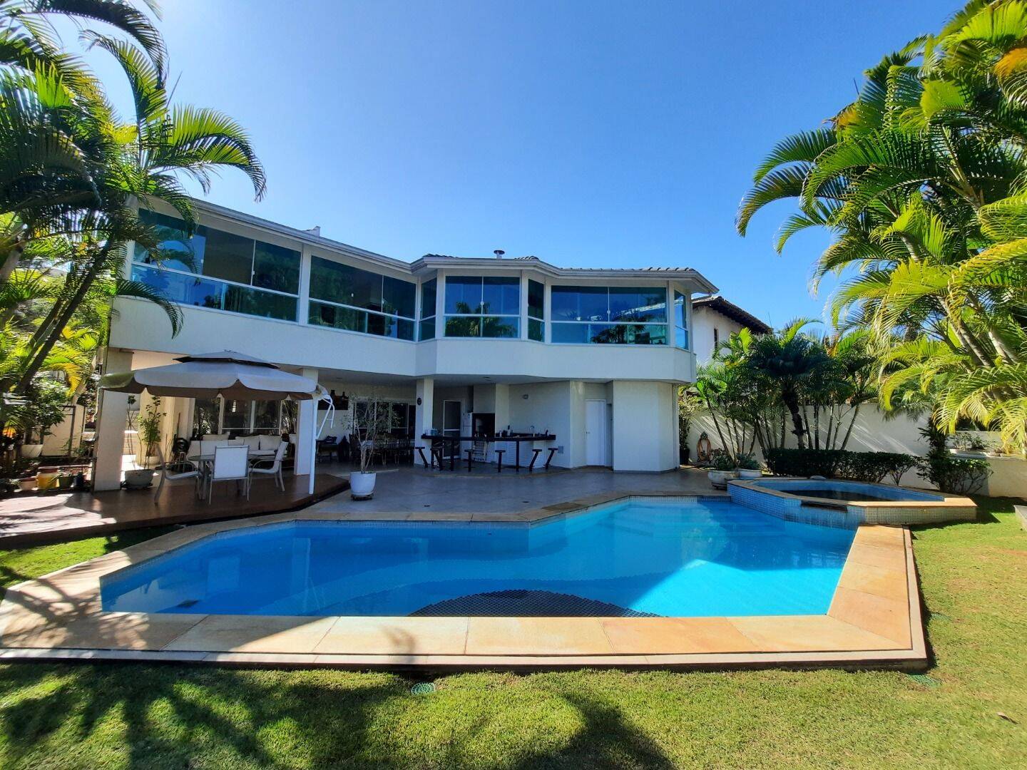 Casa à venda com 4 quartos, 600m² - Foto 25