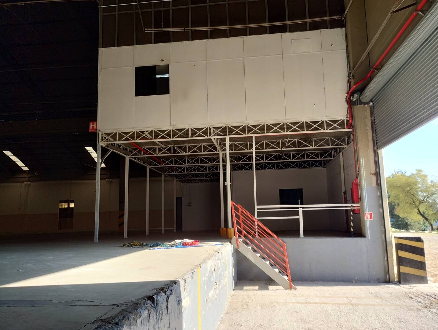 Depósito-Galpão-Armazém à venda, 6000m² - Foto 3