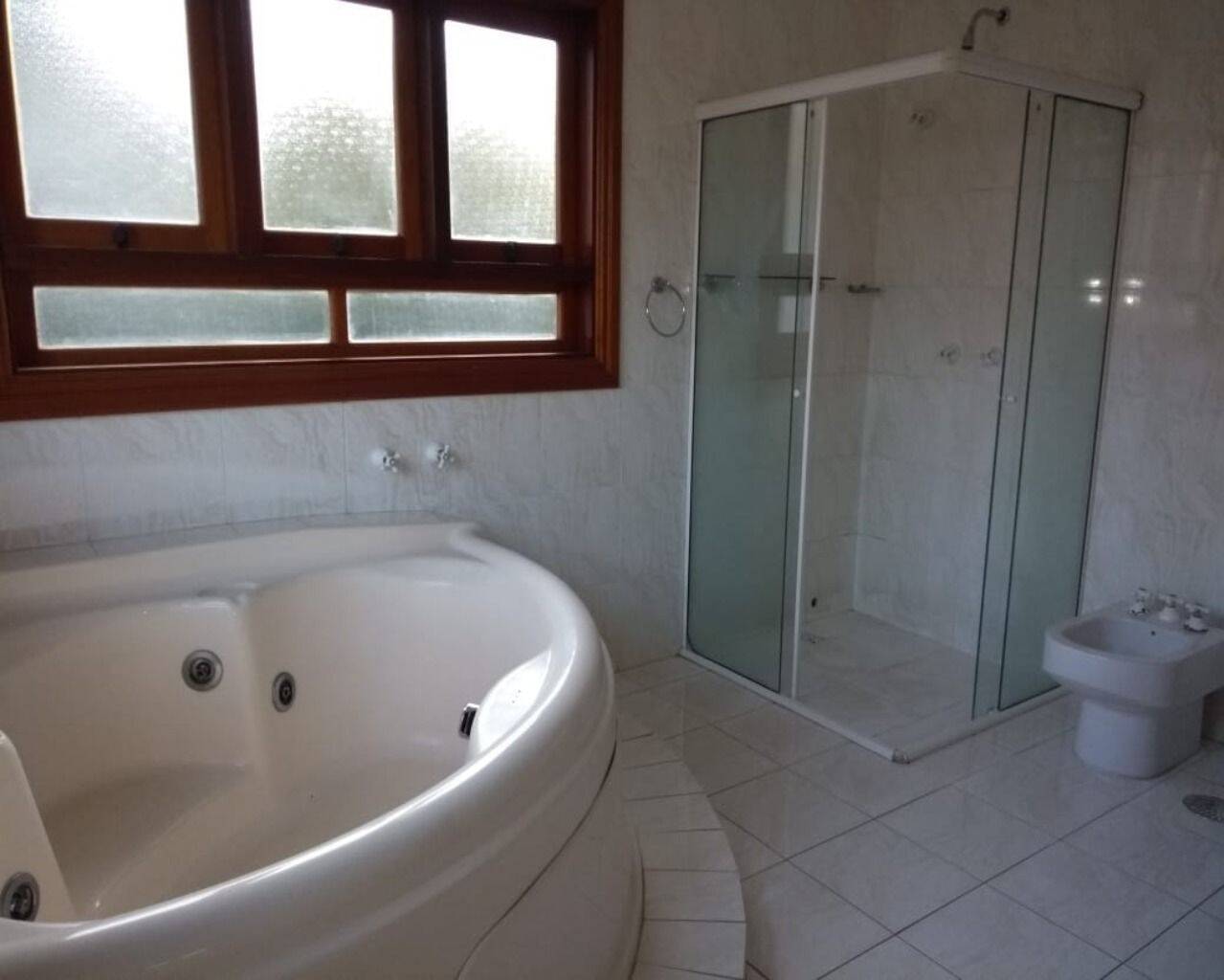 Casa à venda com 4 quartos, 450m² - Foto 7