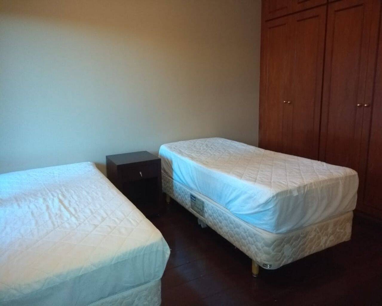 Casa à venda com 4 quartos, 450m² - Foto 14