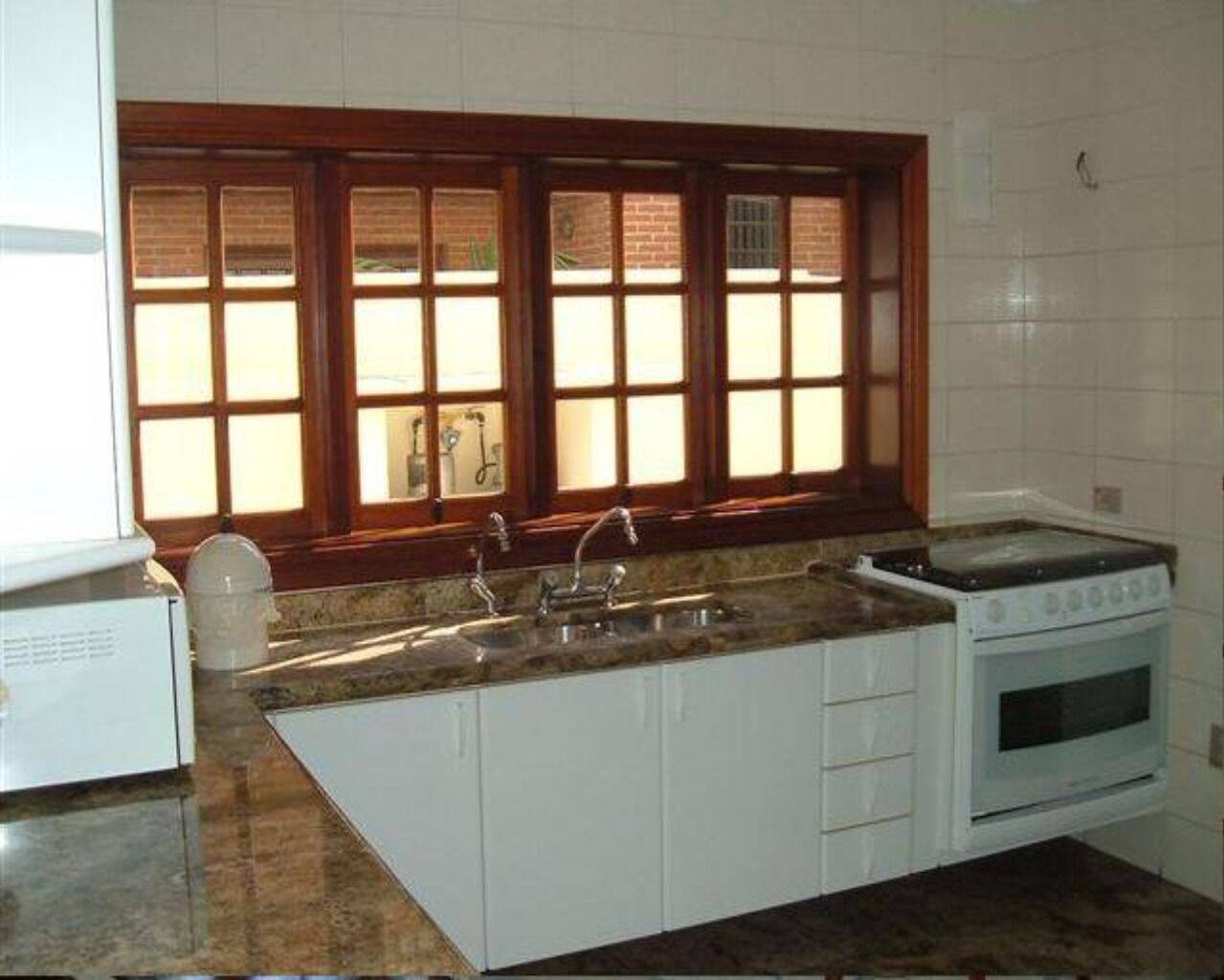 Casa à venda com 4 quartos, 450m² - Foto 26