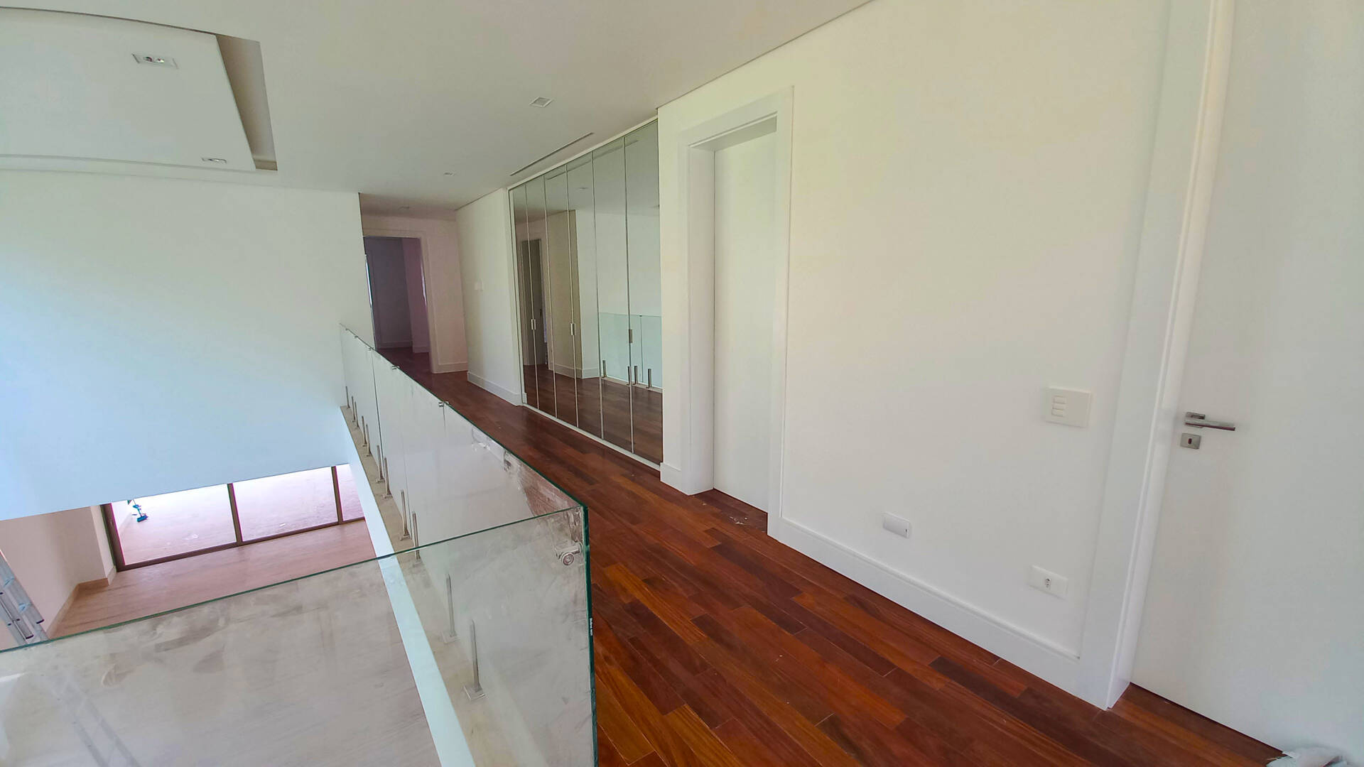 Casa à venda com 4 quartos, 994m² - Foto 9