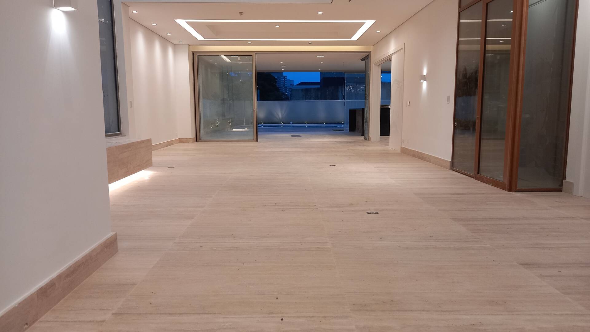Casa à venda com 4 quartos, 994m² - Foto 31