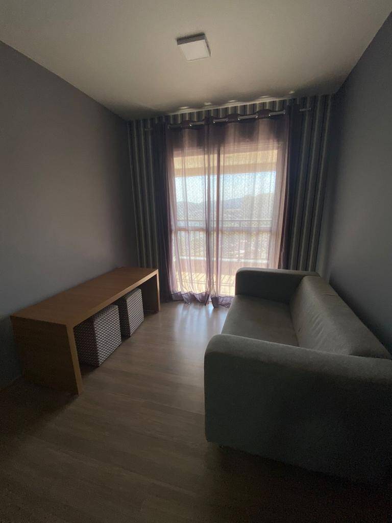 Apartamento para alugar com 3 quartos, 76m² - Foto 14