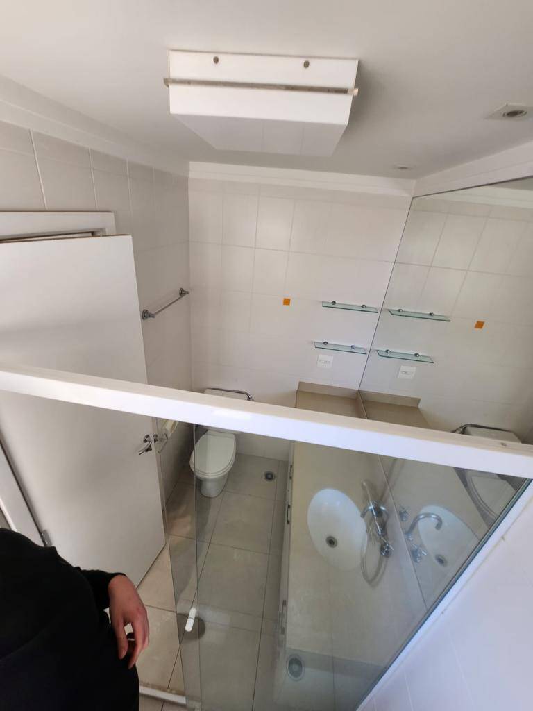 Apartamento para alugar com 3 quartos, 165m² - Foto 12