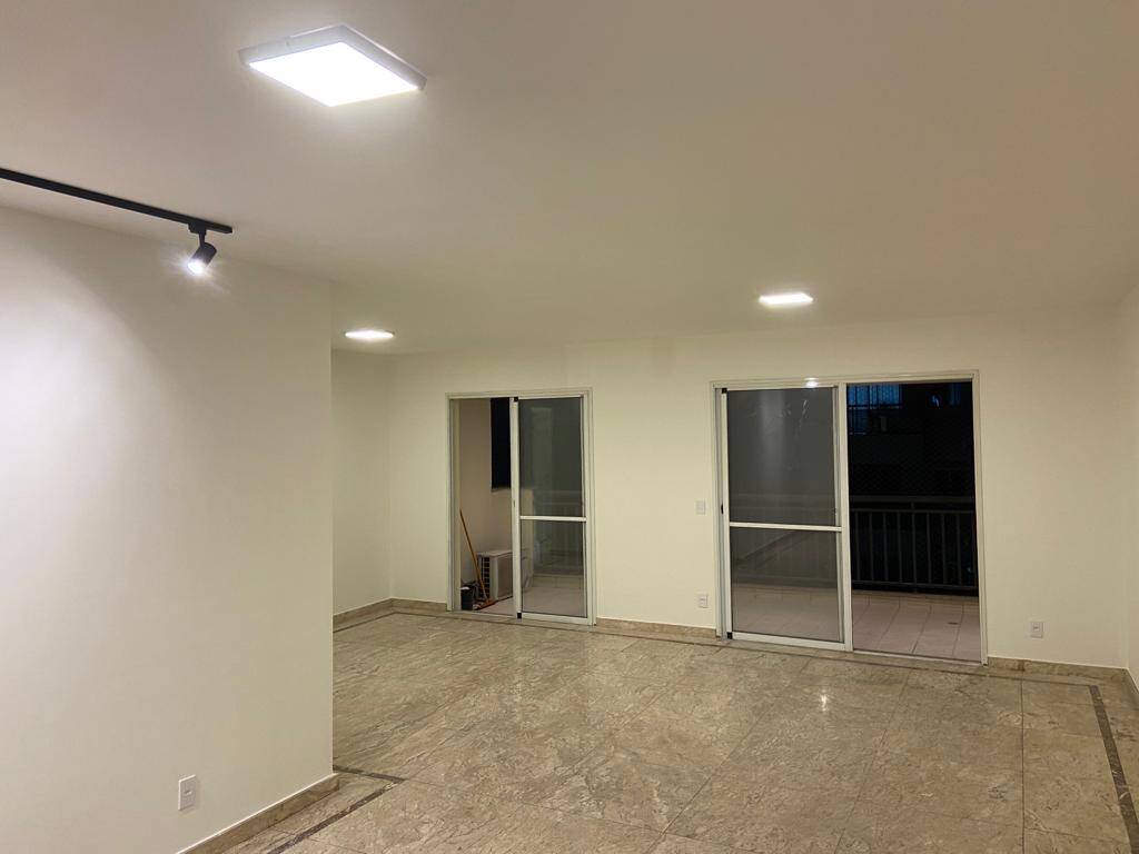 Apartamento para alugar com 3 quartos, 165m² - Foto 21