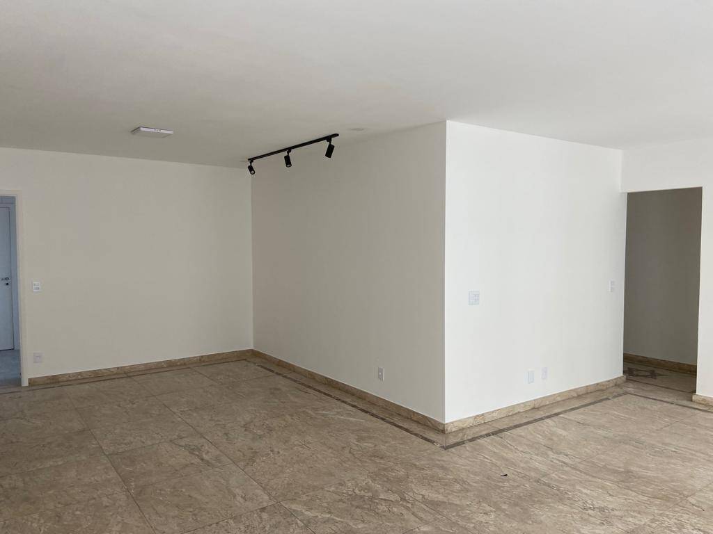Apartamento para alugar com 3 quartos, 165m² - Foto 26