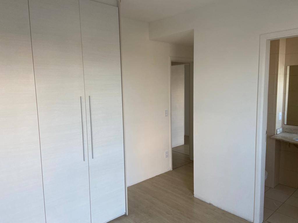 Apartamento para alugar com 3 quartos, 165m² - Foto 40