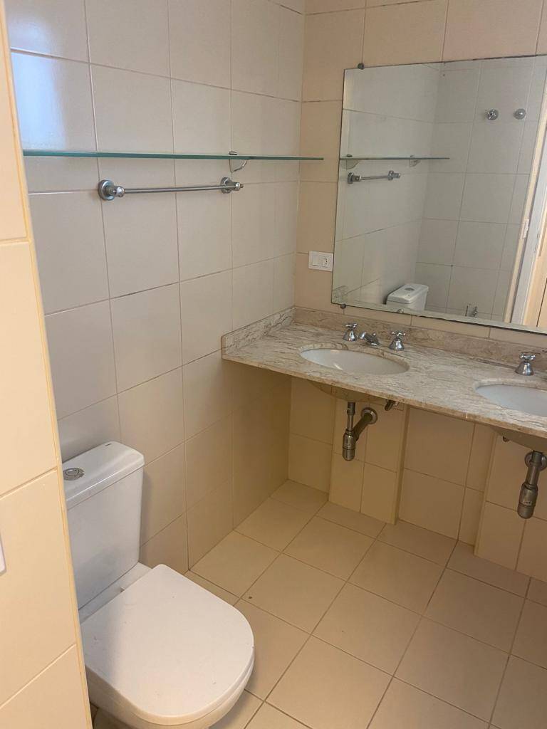 Apartamento para alugar com 3 quartos, 165m² - Foto 49