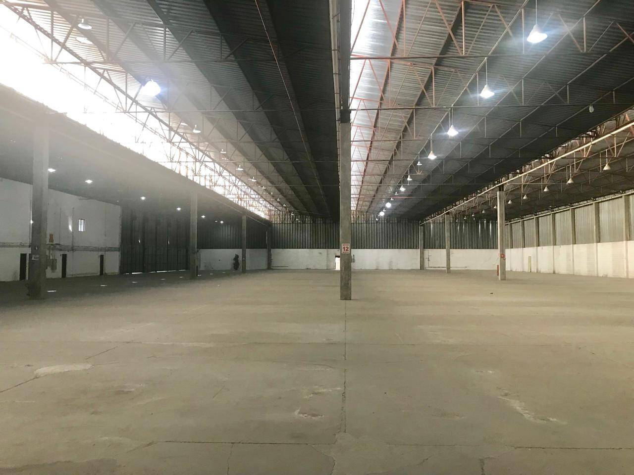 Sala-Conjunto, 6055 m² - Foto 2