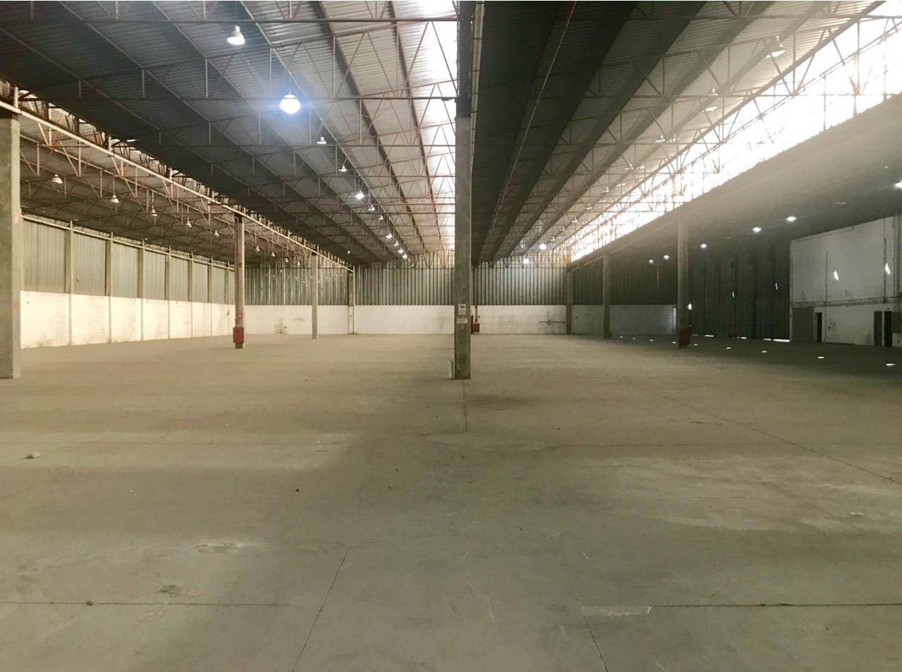 Sala-Conjunto, 6055 m² - Foto 3