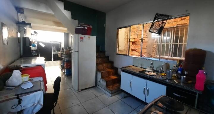Casa à venda e aluguel com 2 quartos, 150m² - Foto 7