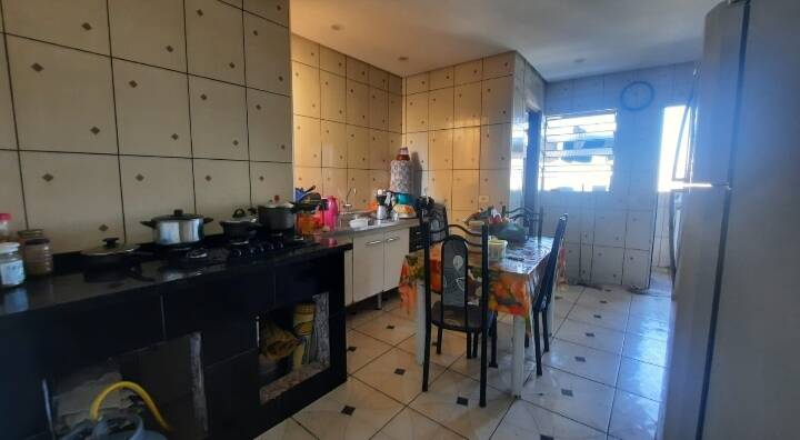 Casa à venda e aluguel com 2 quartos, 150m² - Foto 14