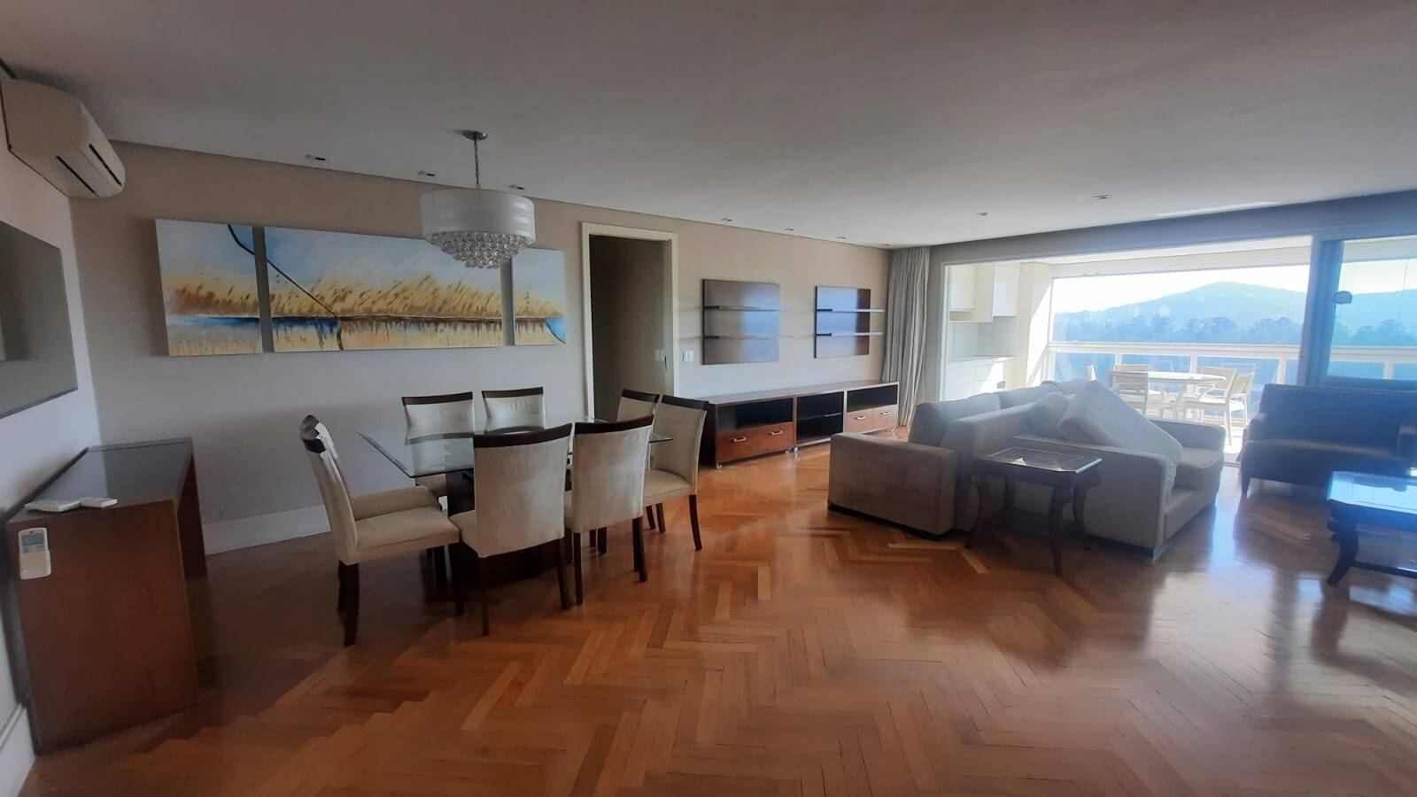 Apartamento para alugar com 3 quartos, 189m² - Foto 3