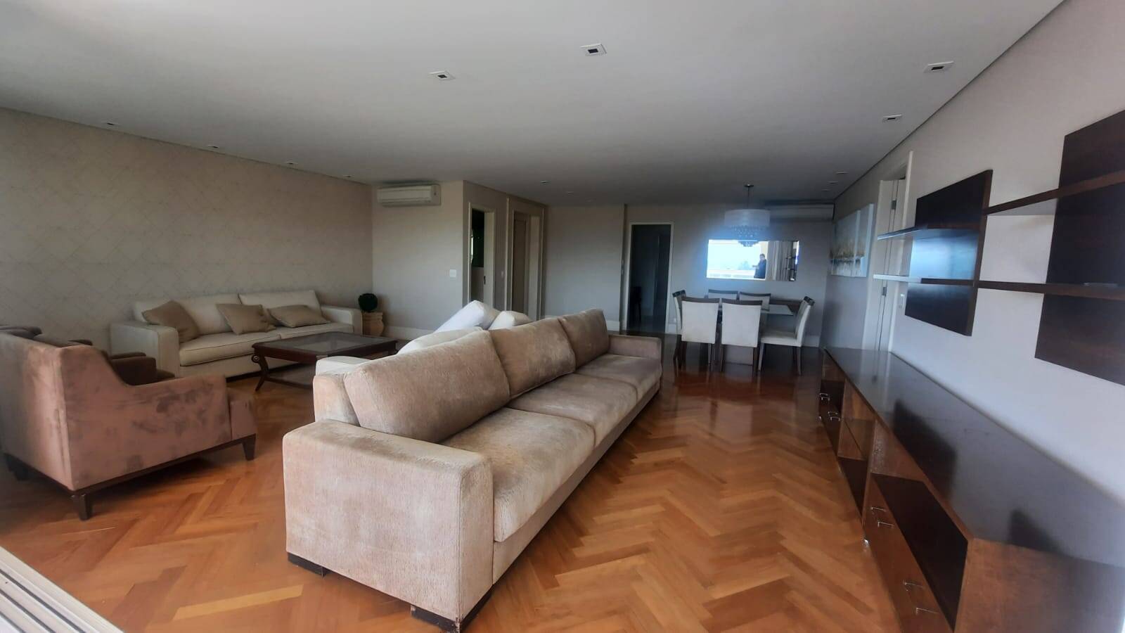 Apartamento para alugar com 3 quartos, 189m² - Foto 28