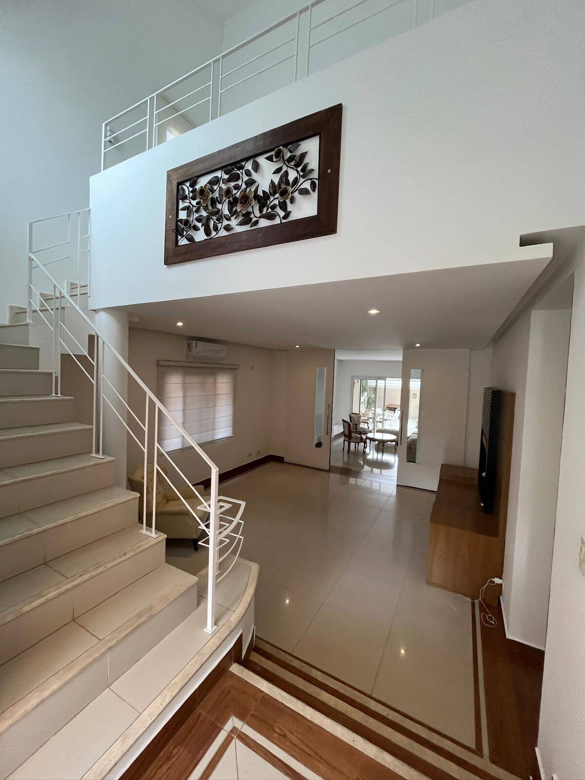 Casa, 3 quartos, 316 m² - Foto 1